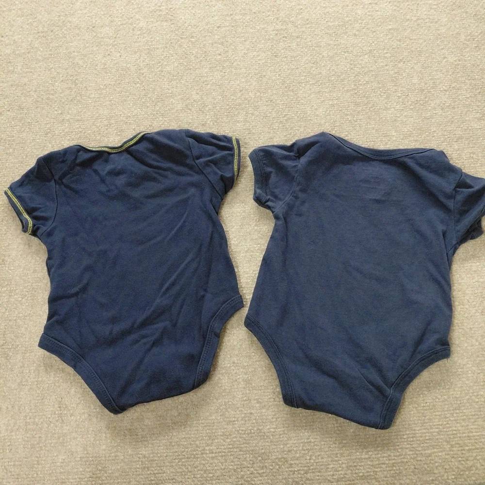 University of Michigan baby body suit (2 pack) 3-6 months